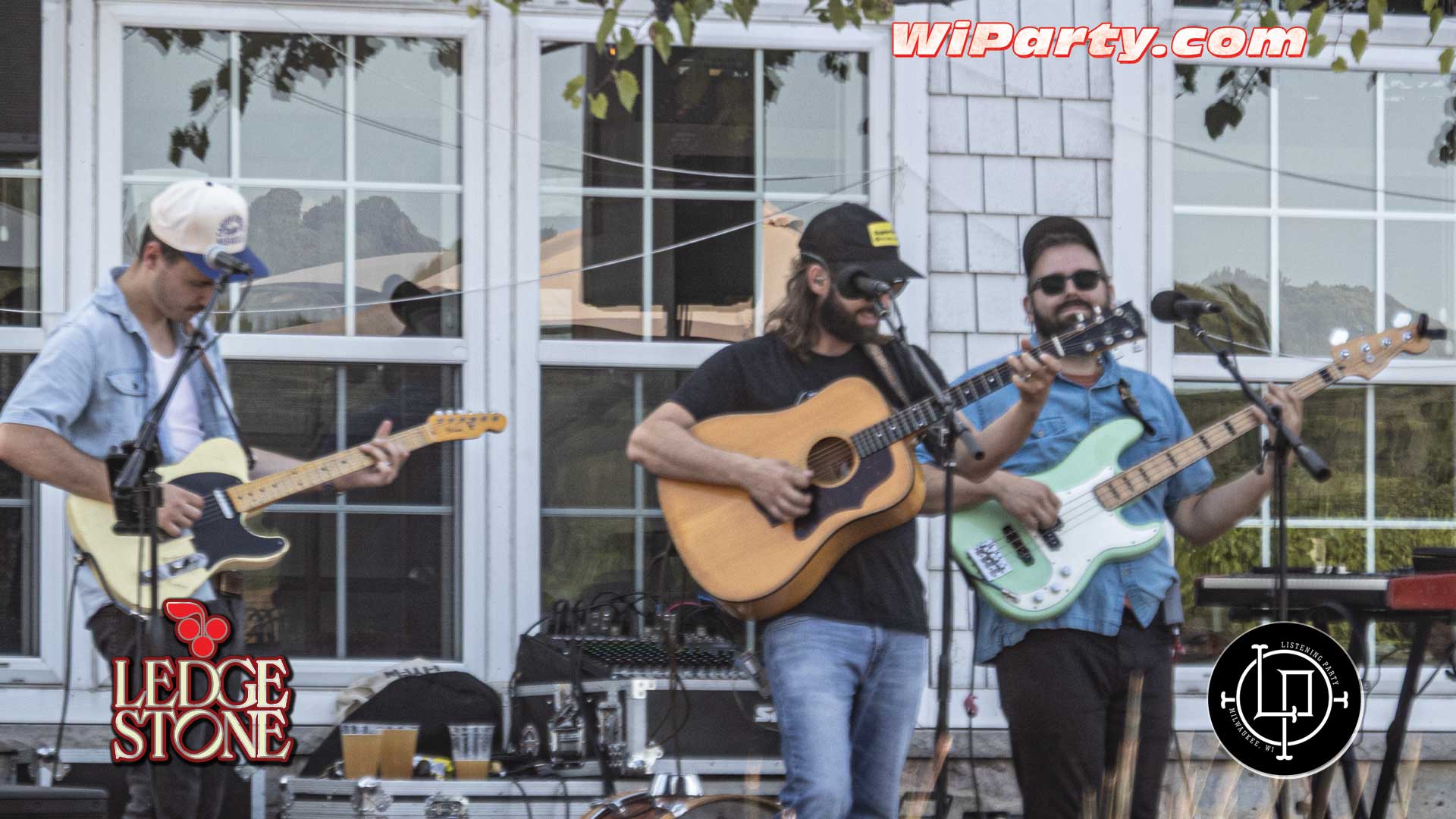Listening Party Band at Ledgestone Vinyard